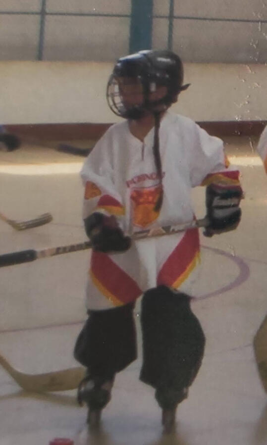 Mateo Cueva Inline Hockey Young